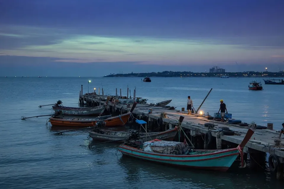 Your first week in Thailand — later in the day.